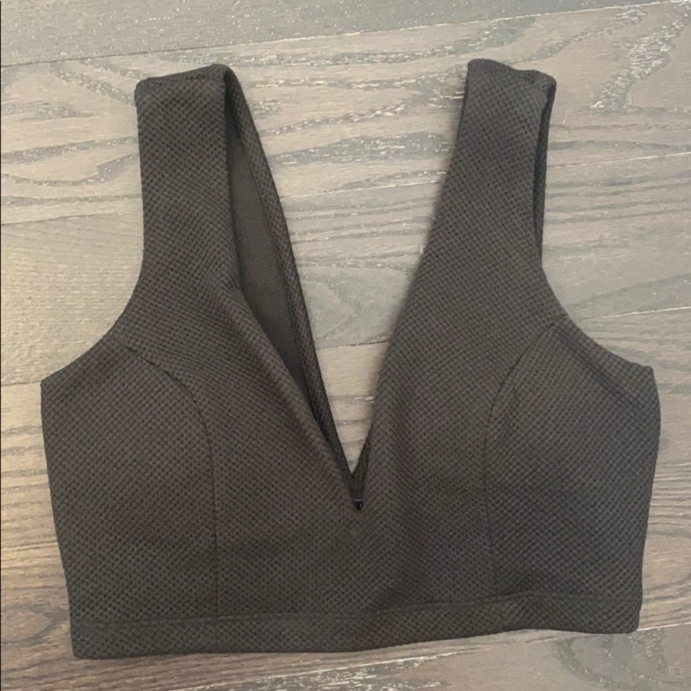 Black crop top